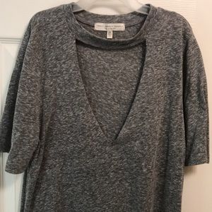 Grey t shirt